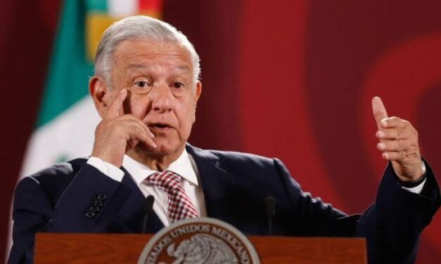 AMLO CRITICA A MINISTRO QUE FRENÓ ‘PLAN B’