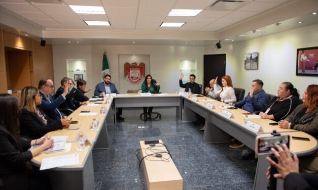 ALCALDESA DE TIJUANA TOMA PROTESTA A YURY BÁEZ AL FRENTE DEL INSTITUTO MUNICIPAL DE PARTICIPACIÓN CIUDADANA