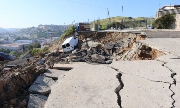 CONTINÚA AYUNTAMIENTO DE TIJUANA CON SUPERVISIONES EN DESLAVE DE LA SIERRA