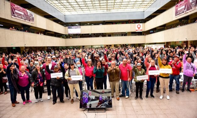 ALCALDESA MONTSERRAT CABALLERO ENTREGA 551 CRÉDITOS A EMPRENDEDORES TIJUANENSES