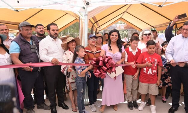 MONTSERRAT CABALLERO ENTREGA VIALIDAD A RESIDENTES DEL EJIDO LÁZARO CÁRDENAS