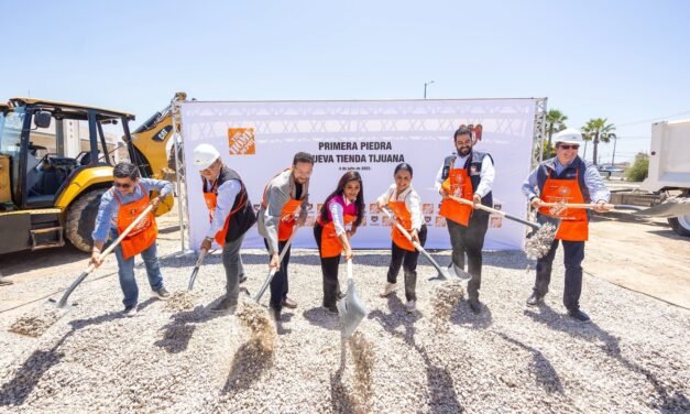ALCALDESA MONTSERRAT CABALLERO COLOCA PRIMERA PIEDRA DE TIENDA THE HOME DEPOT EN ZONA DE SANTA FE