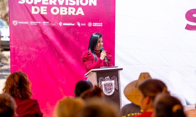 ALCALDESA MONTSERRAT CABALLERO SUPERVISA OBRA DE PAVIMENTACIÓN EN EL FLORIDO