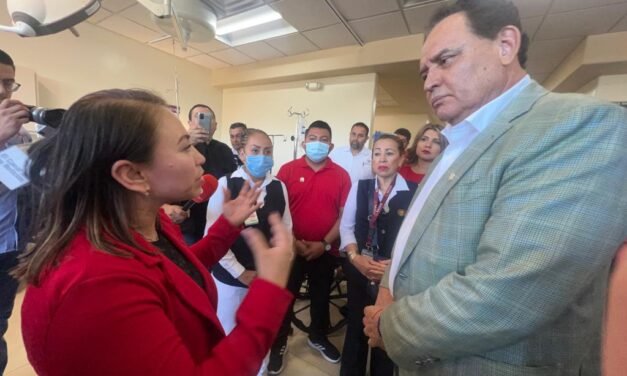 OPERAN NORMALMENTE HOSPITALES DE ZONA COSTA; AUTORIDADES DIALOGAN CON TRABAJADORES SANITARIOS