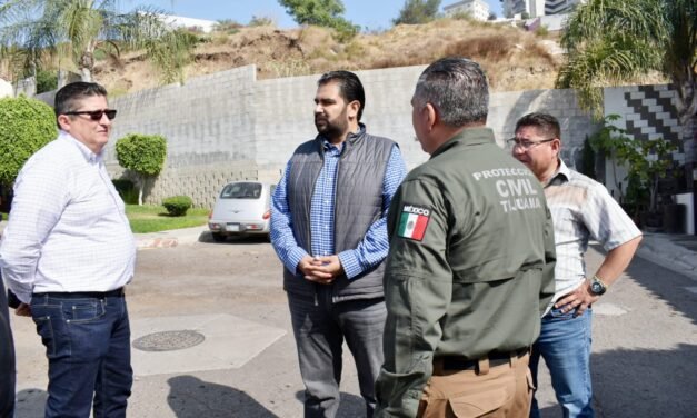ATIENDE AYUNTAMIENTO DE TIJUANA DESLIZAMIENTO EN COLINAS DEL REY