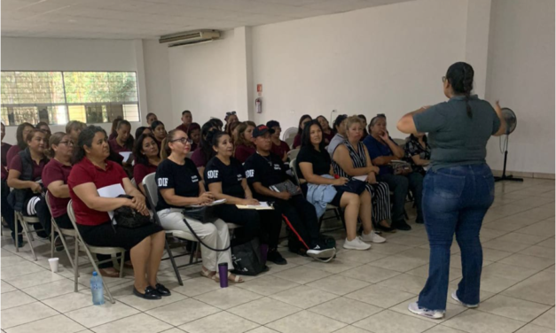 BOMBEROS CAPACITA A PERSONAL DE PREESCOLAR Y CENTROS  COMUNITARIOS DIF EN PRIMEROS AUXILIOS