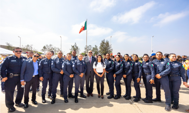 RECIBE AYUNTAMIENTO DE TIJUANA DOCE NUEVOS POLICÍAS MUNICIPALES