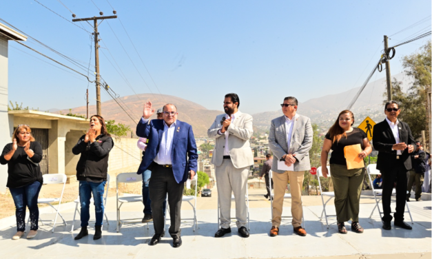 GOBIERNO DE MONTSERRAT CABALLERO ENTREGÓ OBRA DE PAVIMENTACIÓN EN EJIDO MARIANO MATAMOROS