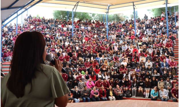 IMCAD IMPARTE PLÁTICA PREVENTICA CONTRA LAS ADICCIONES A ESTUDIANTES DEL CBTIS 155