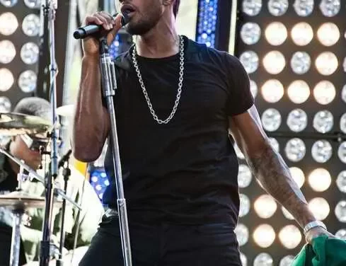CONOCE A USHER, EL ARTISTA QUE CAUTIVARÁ EN EL SHOW DE MEDIO TIEMPO DEL SUPER BOWL 2024