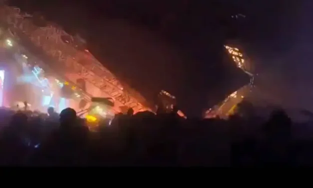 PADRE E HIJO FALLECEN TRAS CAÍDA DE ESCENARIO EN CONCIERTO DE BRONCO EN SAN PEDRO