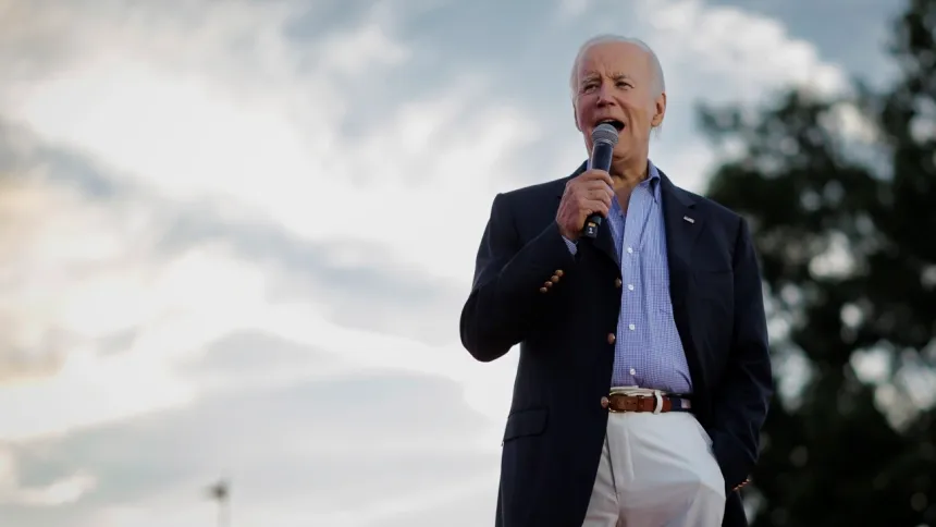 CAMPAÑA DE BIDEN RECAUDA 33 MILLONES DE DÓLARES TRAS DEBATE CON TRUMP