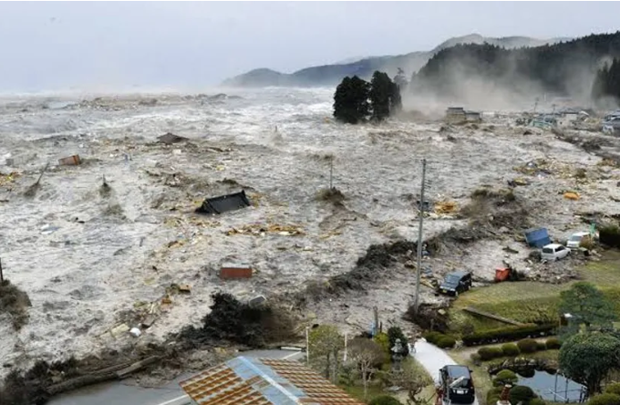 JAPÓN ADVIERTE POSIBLE ‘MEGATERREMOTO’ TRAS SISMO DEL JUEVES