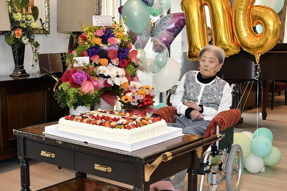 ¡INCREÍBLE! ANCIANA JAPONESA DE 116 AÑOS SE CONVIERTE EN LA PERSONA MÁS LONGEVA DEL MUNDO