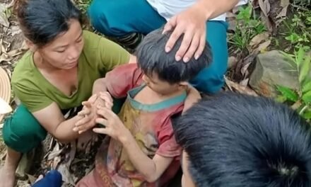 «¡INCREÍBLE! NIÑO VIETNAMITA DE SEIS AÑOS HALLADO CON VIDA TRAS DESAPARECER EN UN BOSQUE DURANTE CINCO DÍAS»