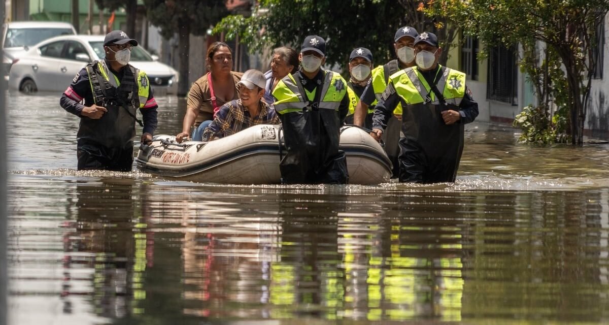 CRISIS EN CHALCO: 2,000 HOGARES BAJO AGUAS NEGRAS Y SIN SOLUCIÓN A LA VISTA