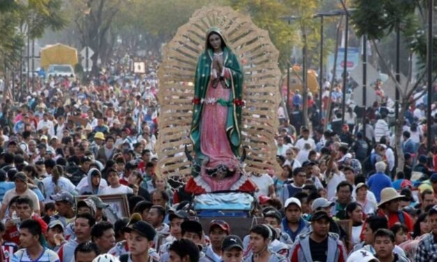 MOREIRA PROPONE FERIADO OBLIGATORIO EL 12 DE DICIEMBRE: ¡BENEFICIOS ECONÓMICOS Y CULTURALES! 