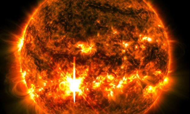 EL SOL LANZA UNA DE SUS ERUPCIONES MÁS POTENTES EN AÑOS, ¿AFECTARÁ LAS COMUNICACIONES EN LA TIERRA?