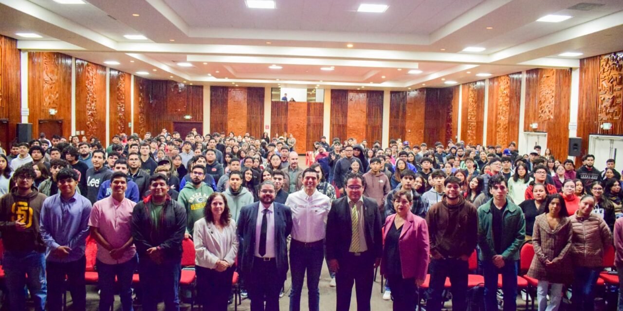 GENERA GOBIERNO DE TECATE MEJORES CONDICIONES PARA LAS Y LOS UNIVERSITARIOS DE TECATE: ROMÁN COTA