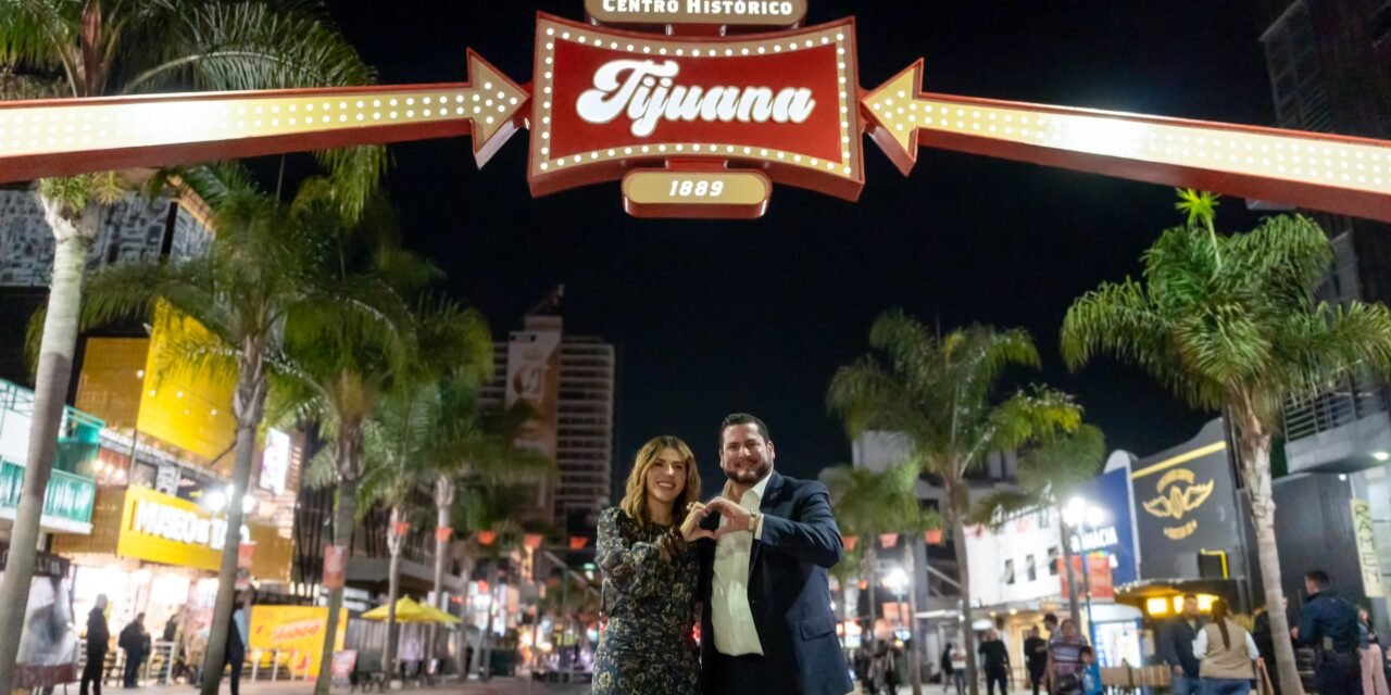 ¡BIENVENIDOS AL NUEVO CENTRO HISTÓRICO! TIJUANA INAUGURA LA PUERTA DE LA AVENIDA REVOLUCIÓN