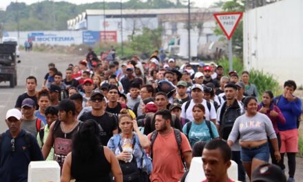 ¿UNA SOLUCIÓN A LA CRISIS MIGRATORIA? MÉXICO DISUELVE CARAVANAS CON VISAS HUMANITARIAS