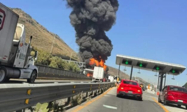 PIPA DE GAS ESTALLA EN LA AUTOPISTA CHAMAPA-LECHERÍA: ¿QUÉ PROVOCÓ ESTA EXPLOSIÓN?