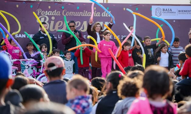 GOBERNADORA MARINA DEL PILAR LLEVA ALEGRÍA NAVIDEÑA A SAN FELIPE CON POSADA COMUNITARIA