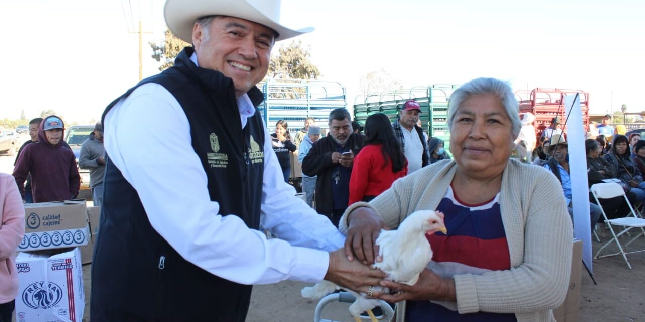 GOBIERNO DE BAJA CALIFORNIA DUPLICA APOYOS PARA GRANJAS Y HUERTOS RURALES