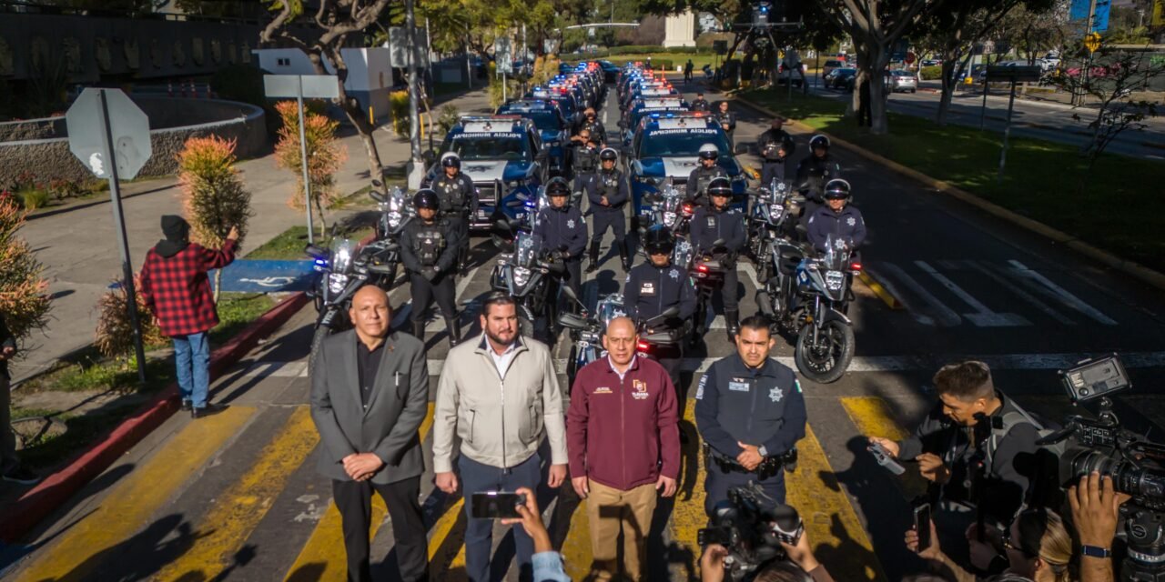 TIJUANA REFUERZA SEGURIDAD CON 85 NUEVAS UNIDADES POLICIALES