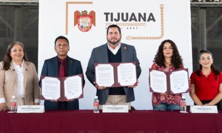 AYUNTAMIENTO DE TIJUANA FIRMA CONVENIO CON LA ESCUELA NORMAL FRONTERIZA