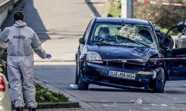 ATROPELLO EN MANNHEIM DEJA VARIOS HERIDOS; SOSPECHOSO TENÍA ANTECEDENTES PSIQUIÁTRICOS