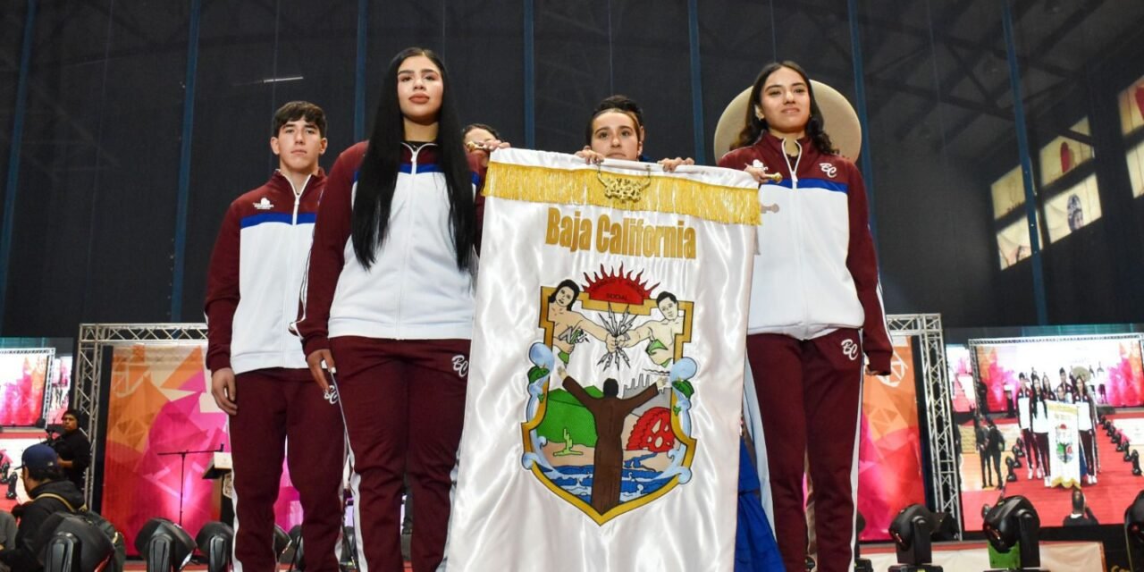 ¡ORGULLO BAJACALIFORNIANO! ABANDERAN A DELEGACIÓN DE ATLETAS RUMBO A OLIMPIADA NACIONAL 2025